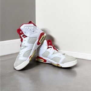 Jordan 6 Retro Alternate (GS) Size 5Y | Excellent Condition | Original Box
